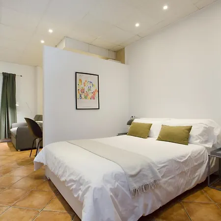 Puerta Del Camino 2 *