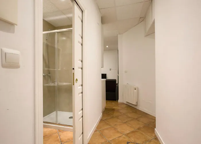 Puerta Del Camino 2 *